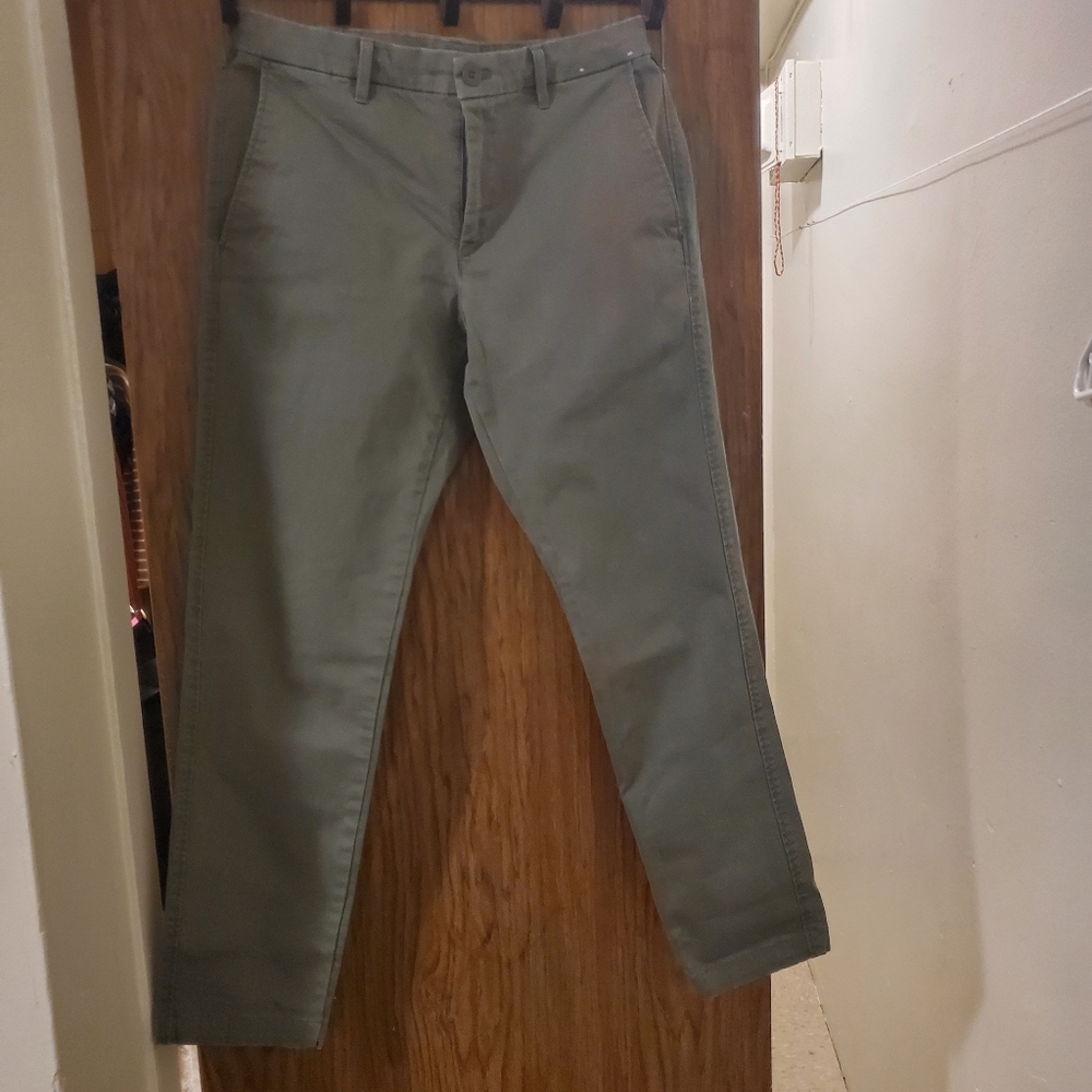 Uniqlo MEN SLIM-FIT CHINO FLAT-FRONT PANTS